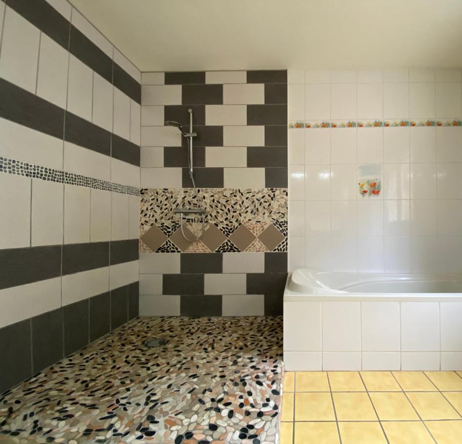 Saint-Hilaire Vue Panoramique & Jacuzzi Prive别墅 外观 照片